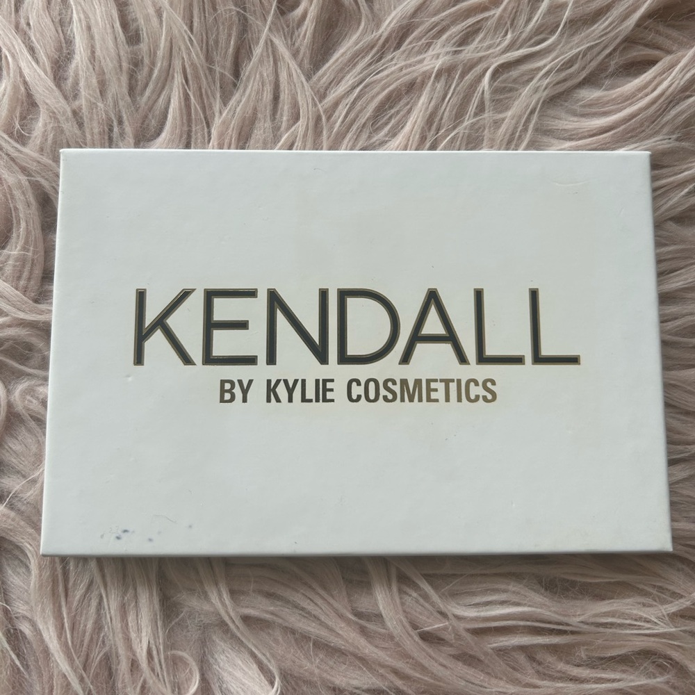Kylie Cosmetics Kendall Eyeshadow Palette